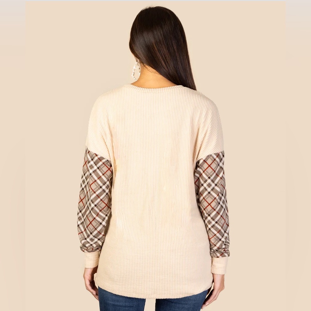 Women's Plaid Accent Long Sleeve Top - Picture 3 of 6